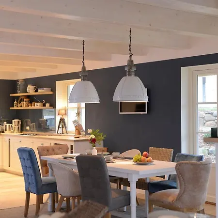 Feriehus Ferienhaus Nantucket Blue In An Der Ostsee